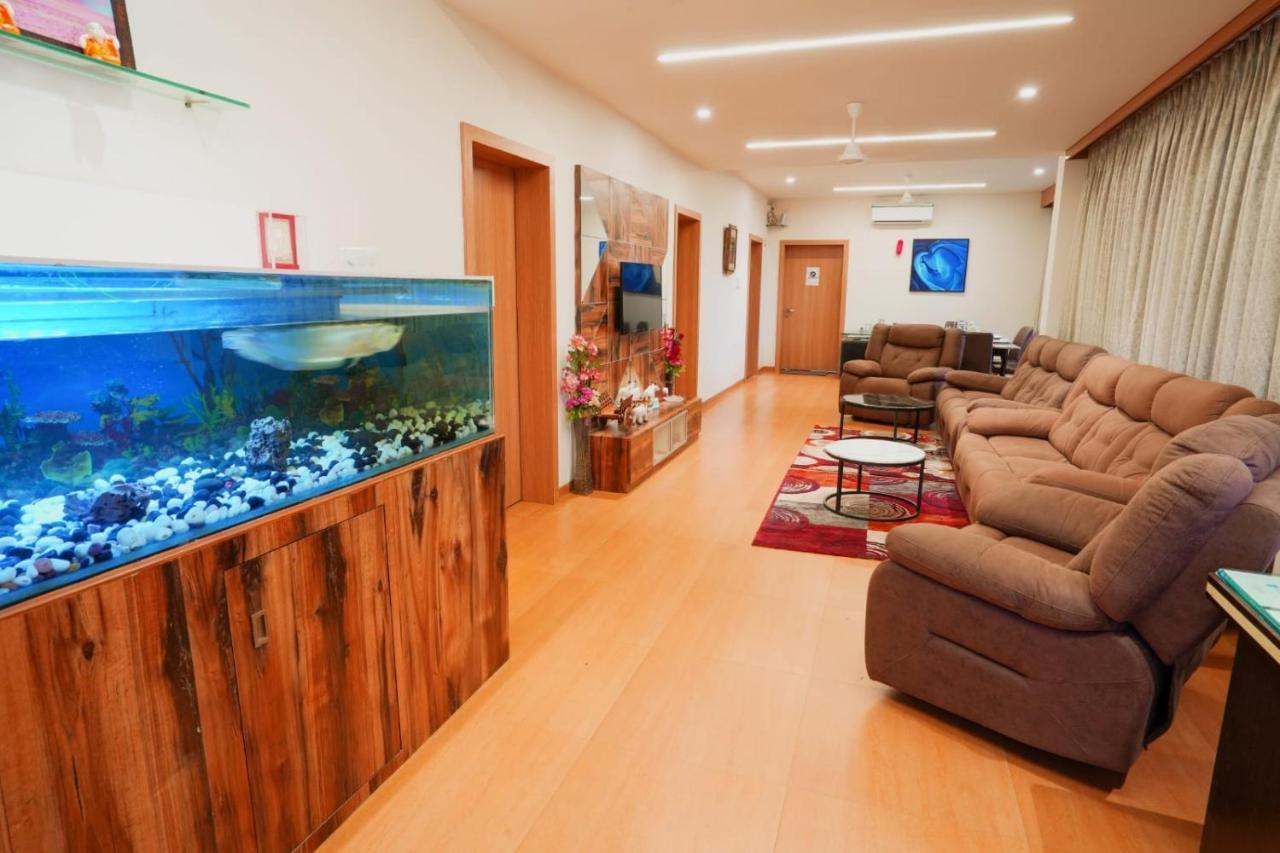 White Coco House 4Bhk Villa Nashik Bagian luar foto
